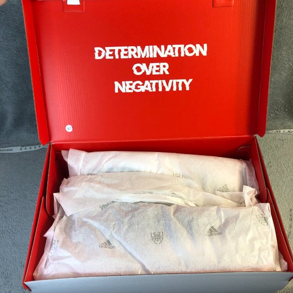 adidas D.O.N. Issue #4 Men's Core Black Cloud White Carbon Sneakers Shoes - Picture 12 of 17